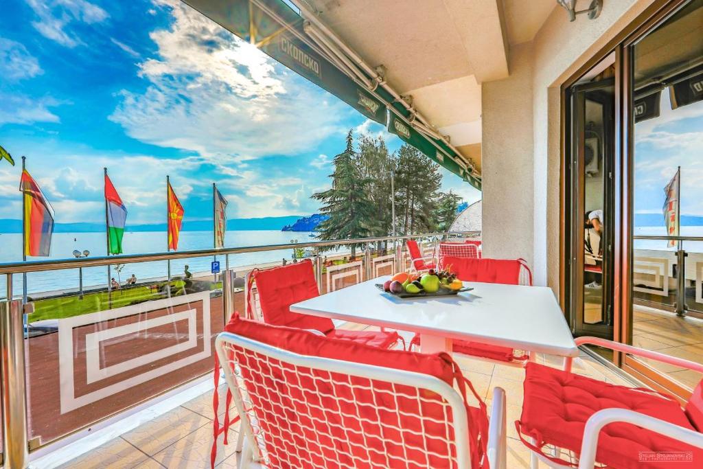 Hotel rest Tino Ohrid North Macedonia