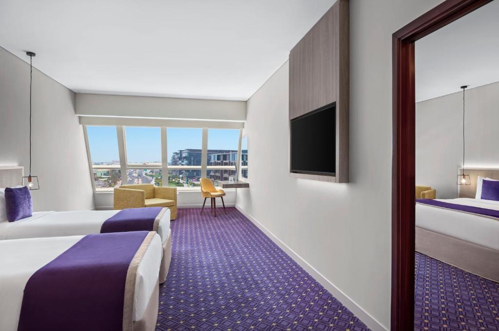 Leva Hotel and Suites, Mazaya Centre, ОАЭ, Дубай (город)