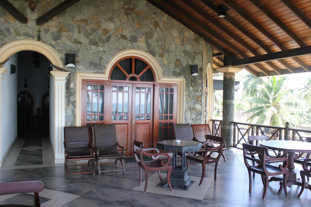 Відпочинок в готелі Warahena Beach Бентота Шрі-Ланка