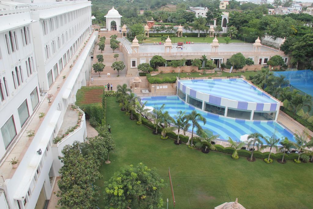 Туры в отель Radisson Blu Udaipur Palace Resort & Spa (ex. Sheraton Udaipur Palace Resort and Spa) Удайпур Индия