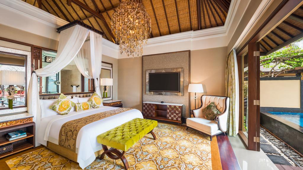 Нуса-Дуа St. Regis Bali Resort цены