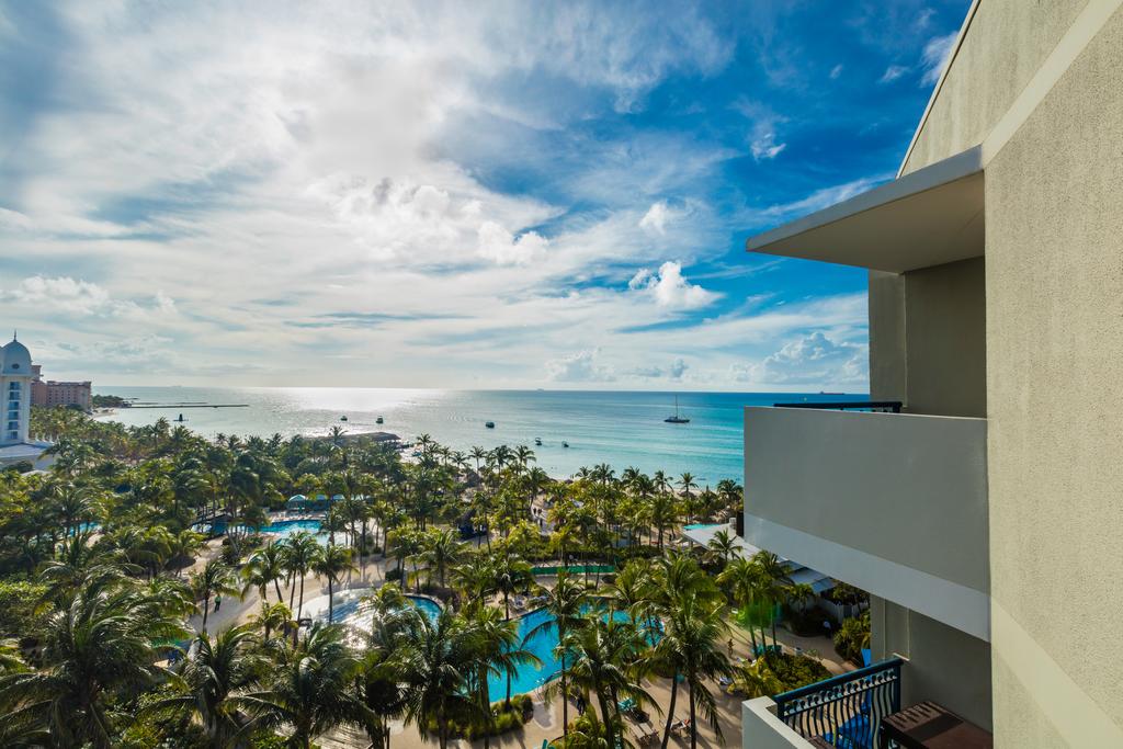 Горящие туры в отель Hilton Aruba Ораньестад