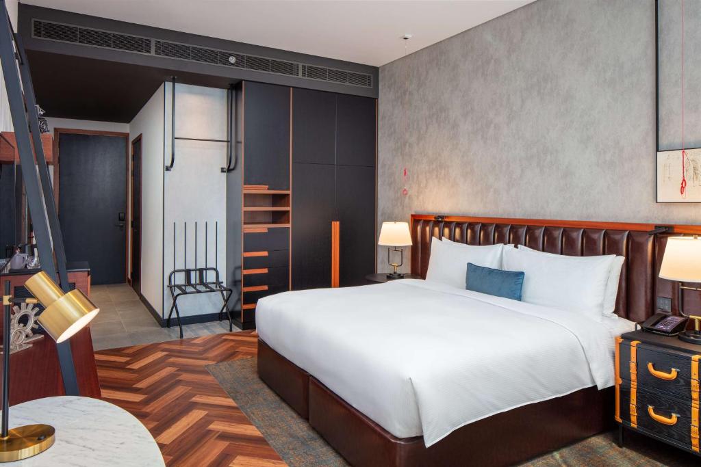 Reviews of tourists Doubletree by Hilton Dubai M Square Hotel & Residences