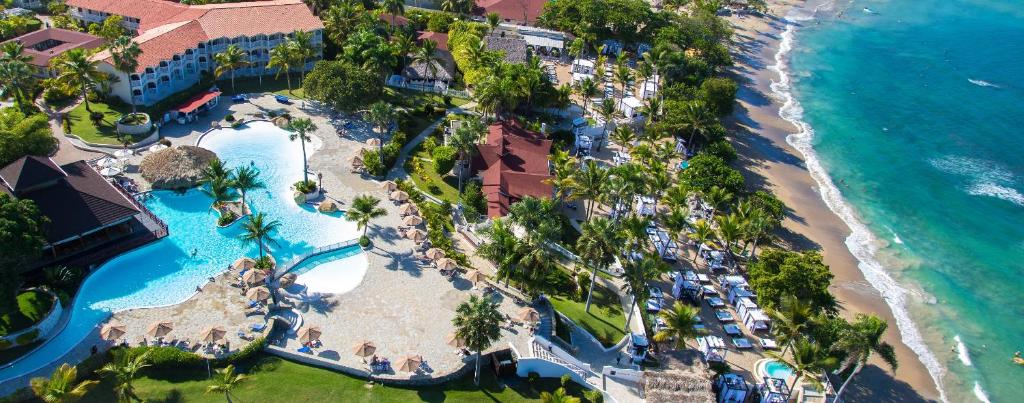 Цены в отеле Lifestyle Tropical Beach Resort & Spa