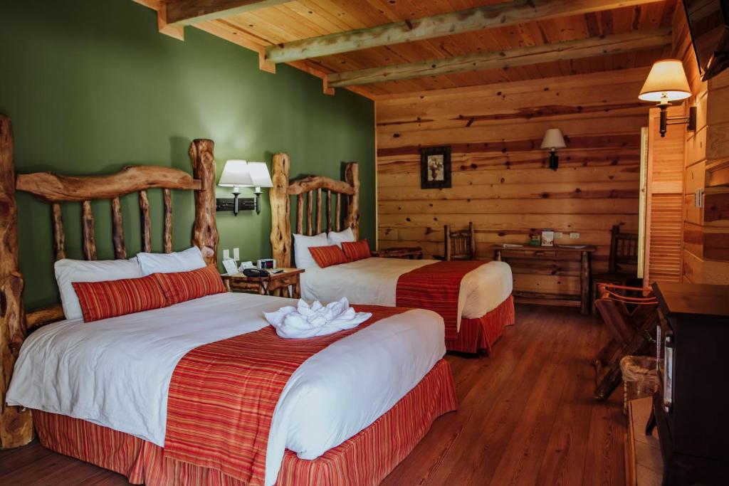 Горящие туры в отель Best Western The Lodge At Creel Барранка-дель-Кобре