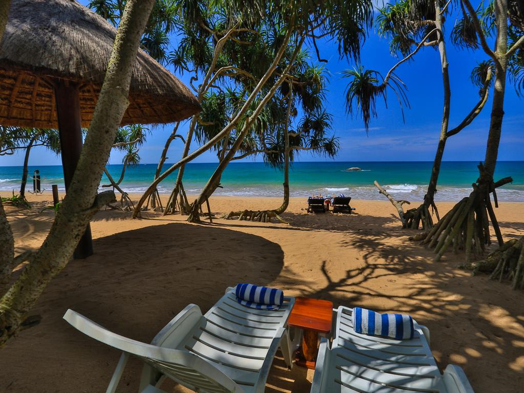 Thejan Beach Cabanas, Индурува цены
