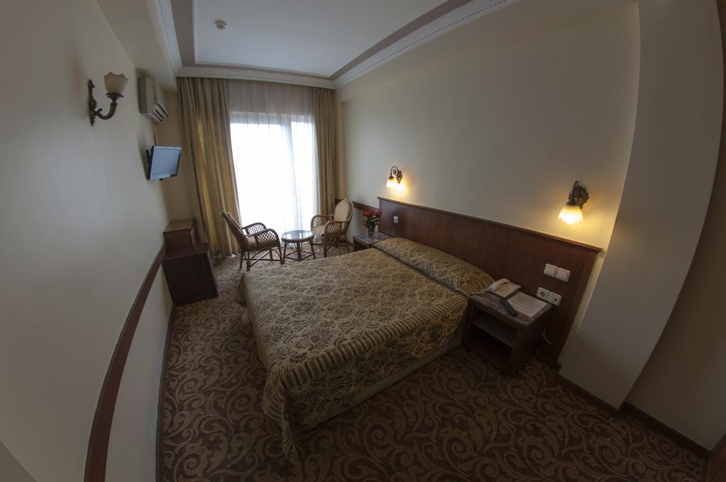 Туры в отель Hali Hotel Стамбул