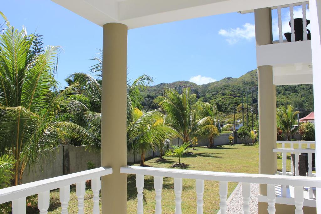 Горящие туры в отель Casa Tara Villas Праслин (остров) Сейшелы