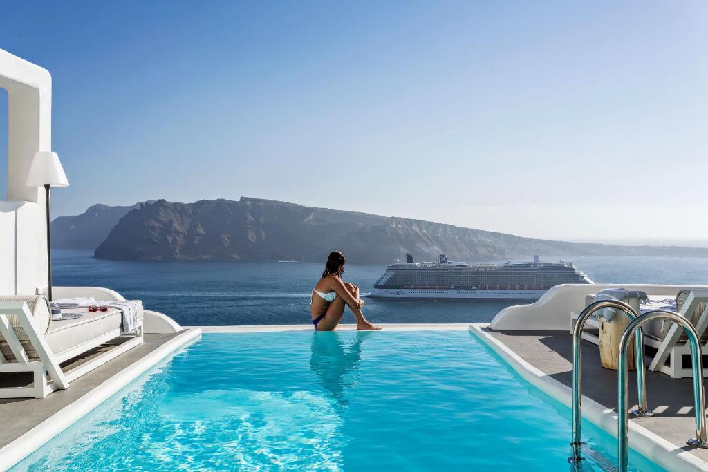 Туры в отель Charisma Suites Санторини (остров) Греция