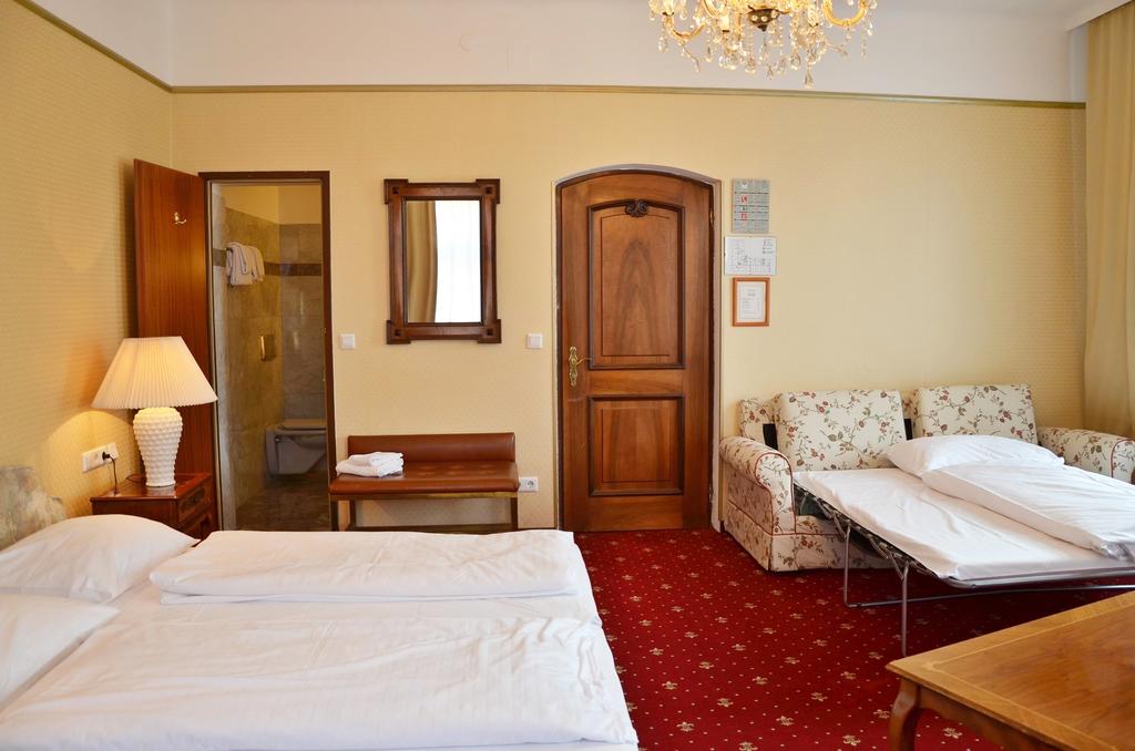 Hotel Altwienerhof, Bена цены