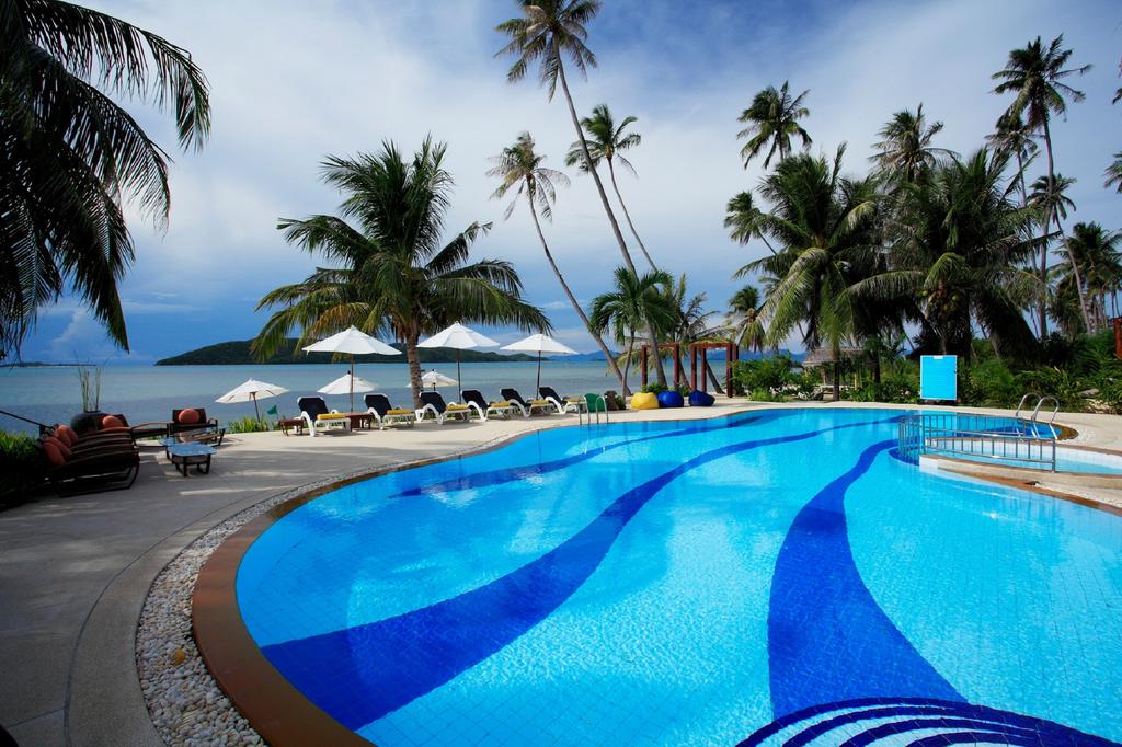 Фото готелю Centra Coconut Beach Resort