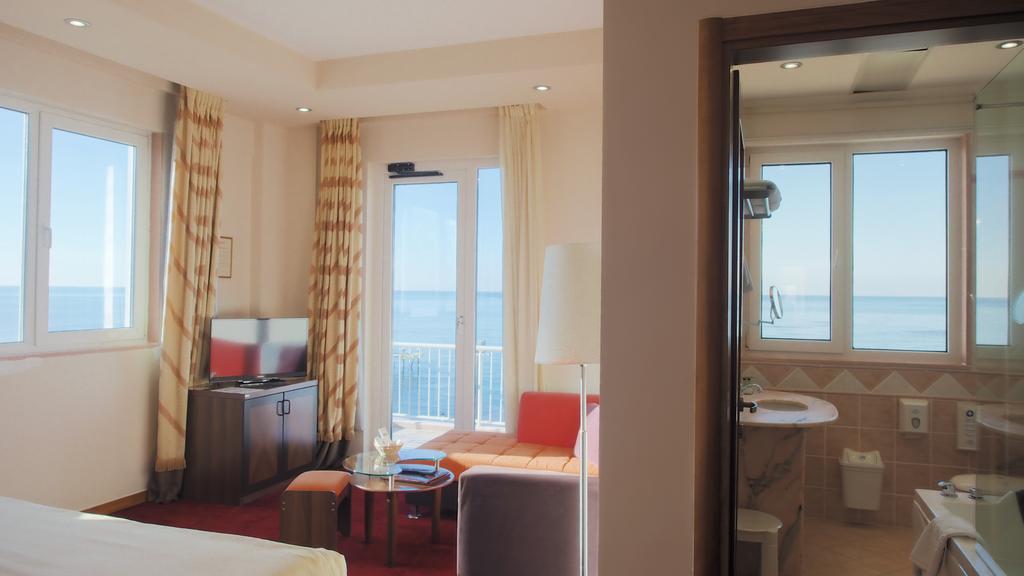Відпочинок в готелі Aragosta Hotel