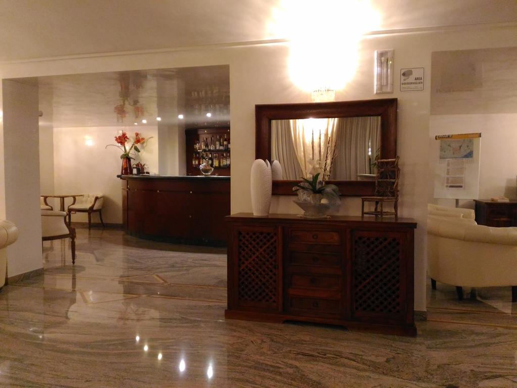 Hotel Ambassador, Rimini, Włochy, zdjęcia z wakacje