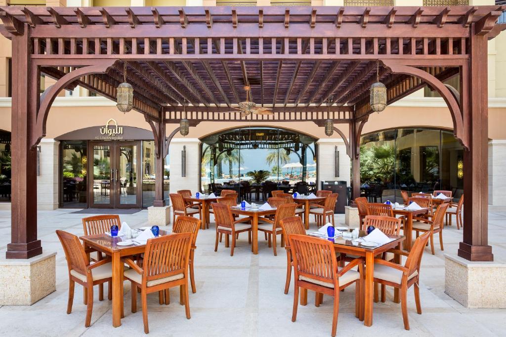 Recenzje hoteli, Marjan Island Resort & Spa Managed By Accor