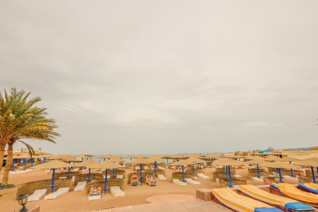 Tours to the hotel Empire Beach Resort Hurghada