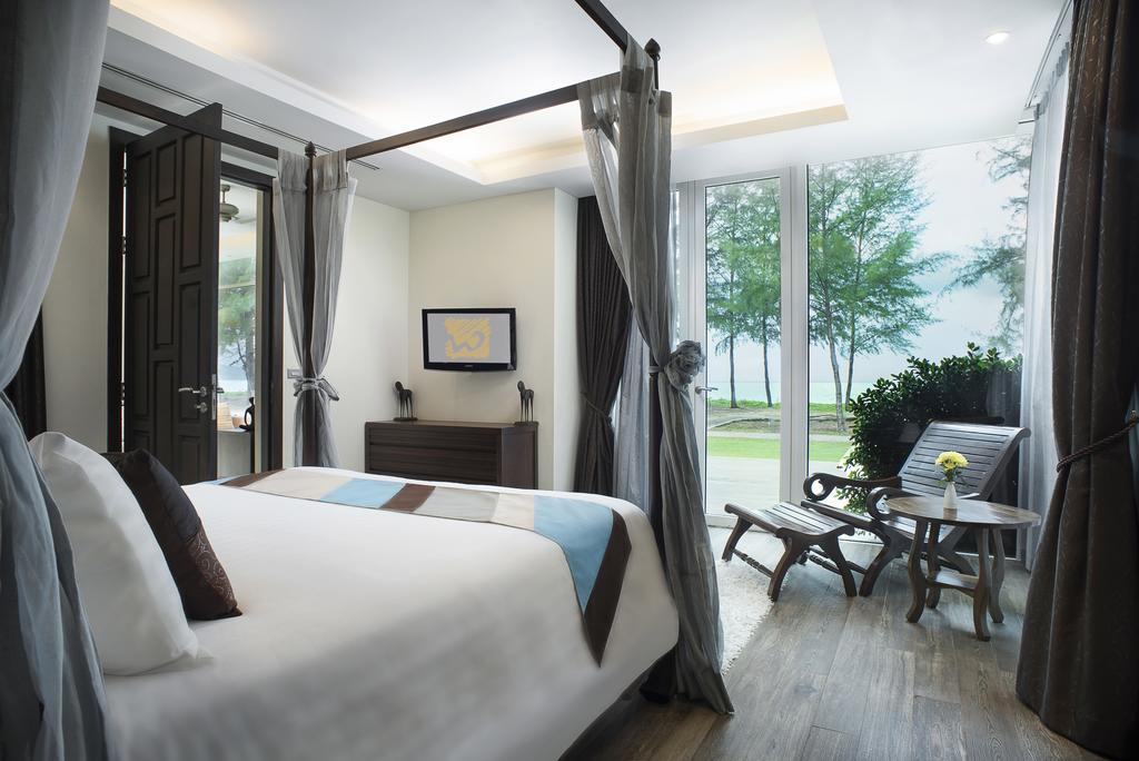 Oferty hotelowe last minute Splash Beach Resort (Ex.Grand West Sands Resort & Villas)