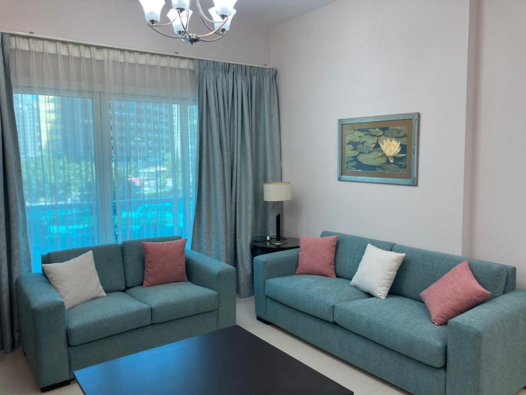 Care Holiday Homes Al Barsha Heights, Дубай (город)