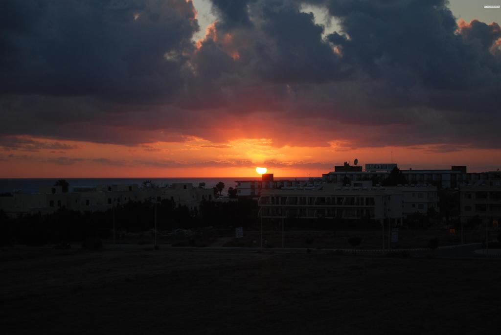 Royal Seacrest Apartments, Пафос, Кипр, фотографии туров