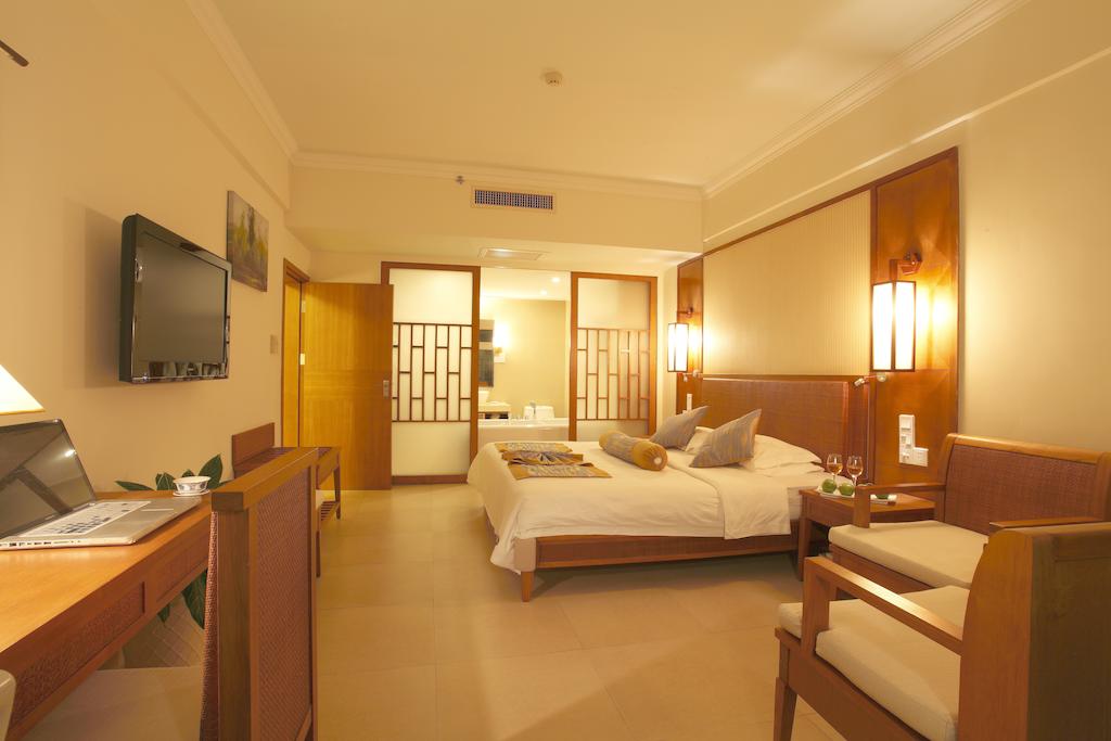 Дадунхай Landscape Beach Hotel Sanya (ex. Liking Resort) цены