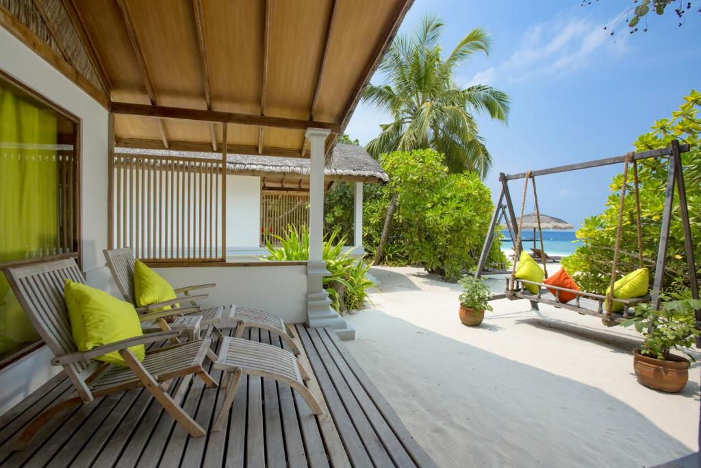 Hotel reviews Reethi Beach Resort