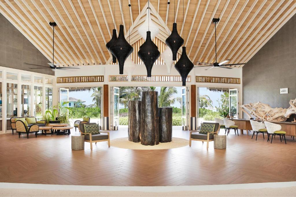 Лавіані Атол Le Meridien Maldives Resort & Spa ціни