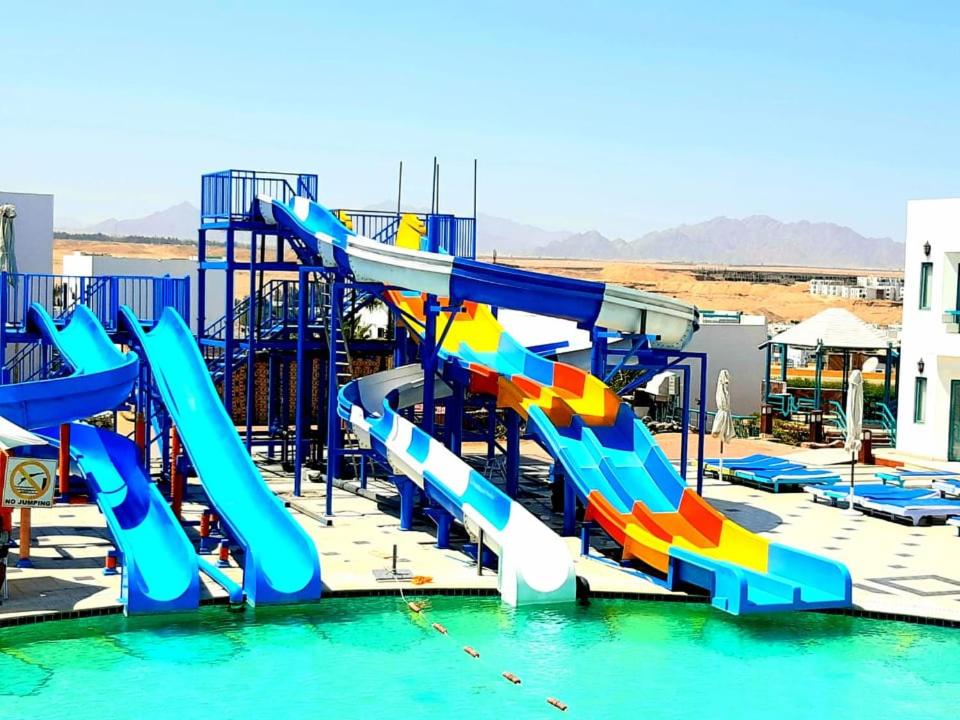 Odpoczynek w hotelu Sharm Holiday Resort Aqua Park Szarm el-Szejk Egipt