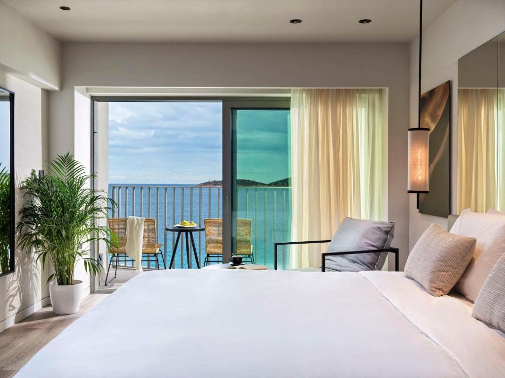 Отзывы про отдых в отеле, Niko Seaside Resort Crete - Mgallery (Adult Only)