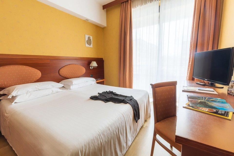 Відпочинок в готелі Nettuno Hotel (Catania)