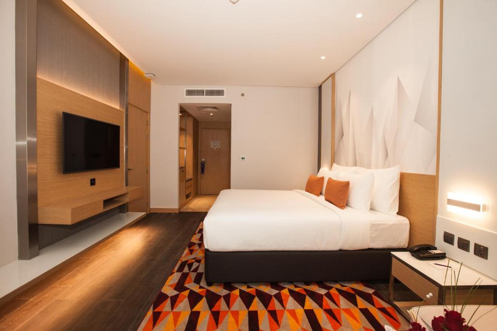 Reviews of tourists Flora Inn Hotel Dubai Airport