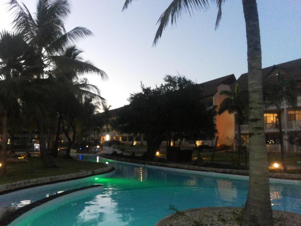 Отдых в отеле Amani Tiwi Beach Resort Момбаса Кения