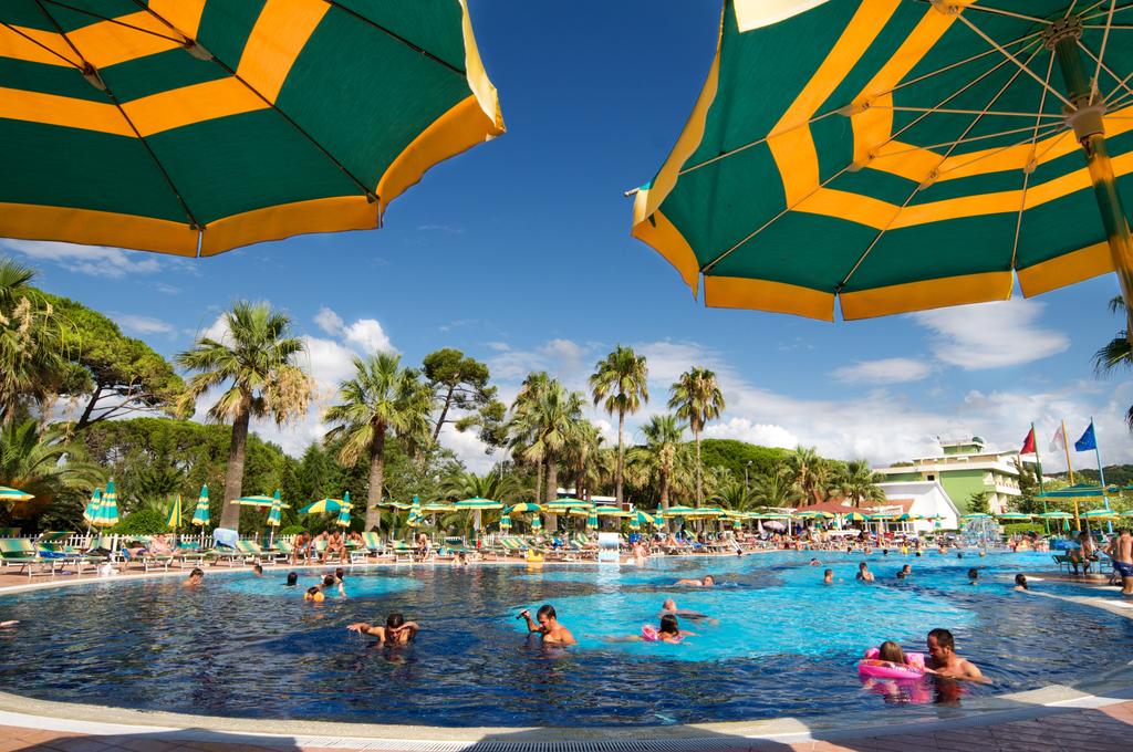 Wakacje hotelowe Tropikal Resort