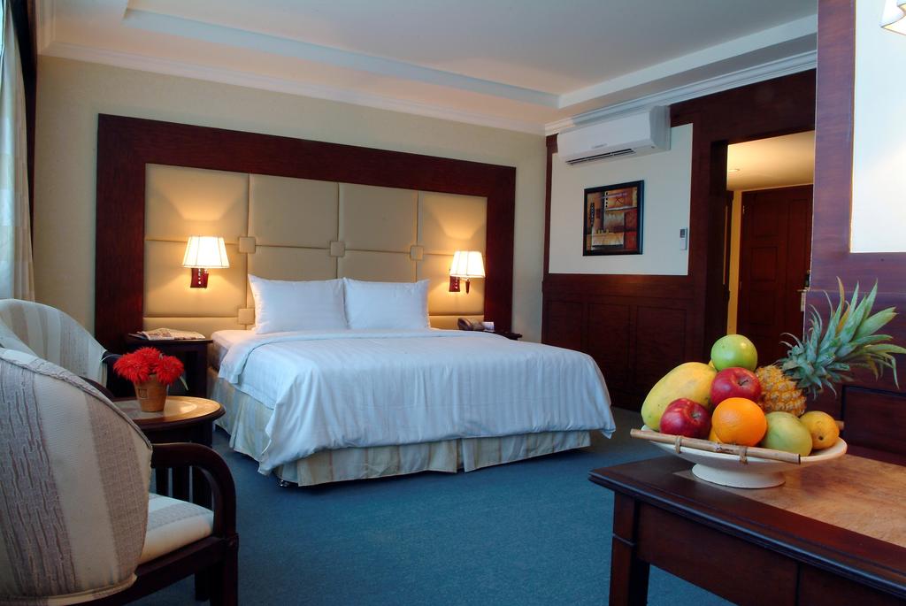 Туры в отель Cebu Parklane Hotel