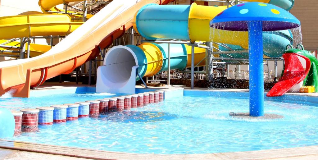 Oferty hotelowe last minute King Tut Aqua Park Beach Resort Hurghada