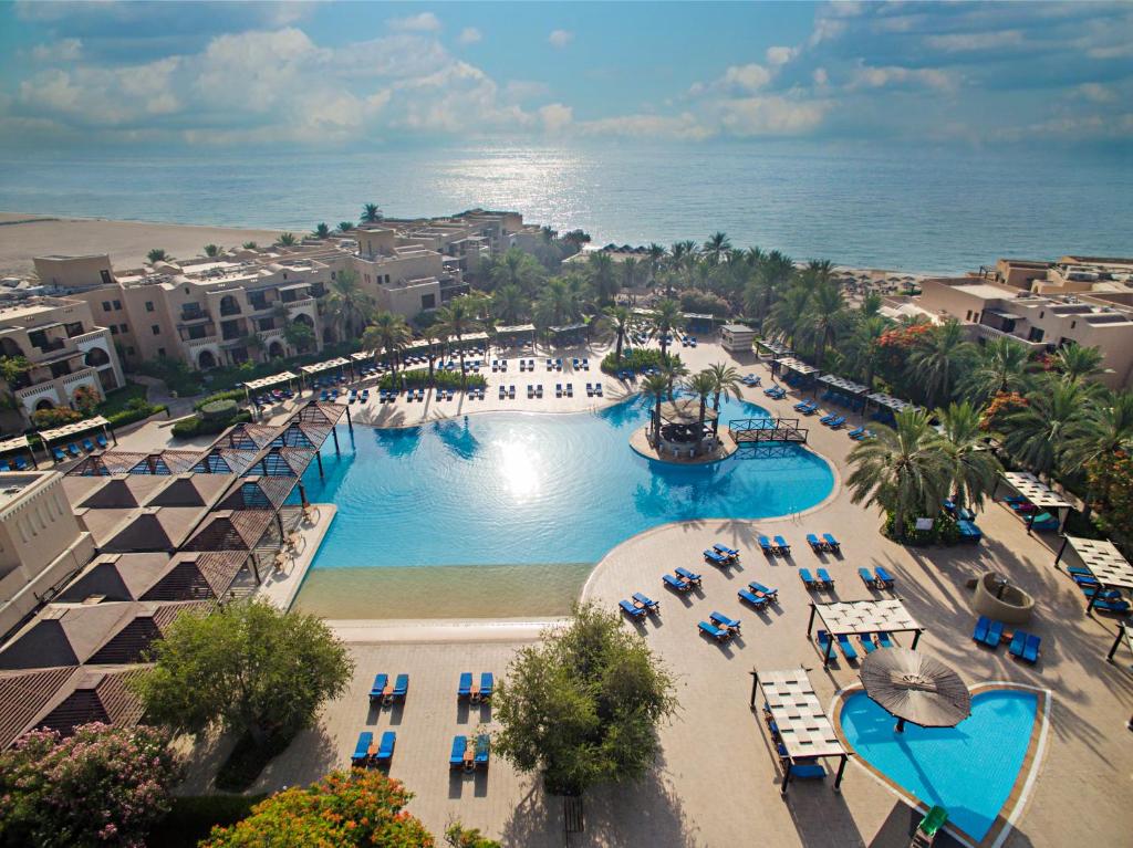 Отзывы туристов Miramar Al Aqah Beach Resort