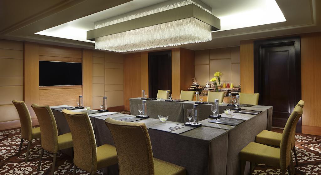 Відгуки про готелі The Ritz-Carlton, Bangalore