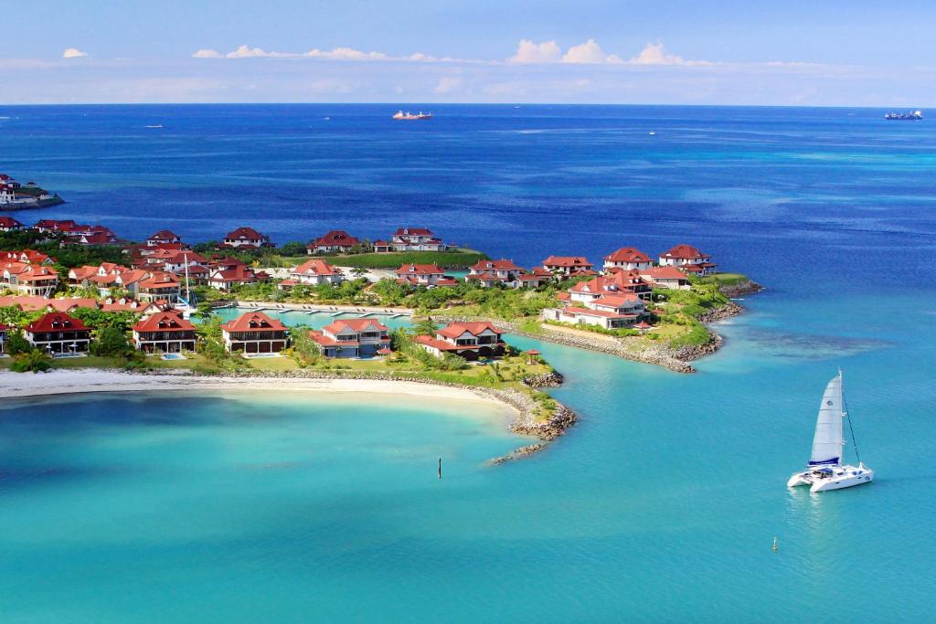 Отзывы об отеле Eden Island Luxury Accommodation