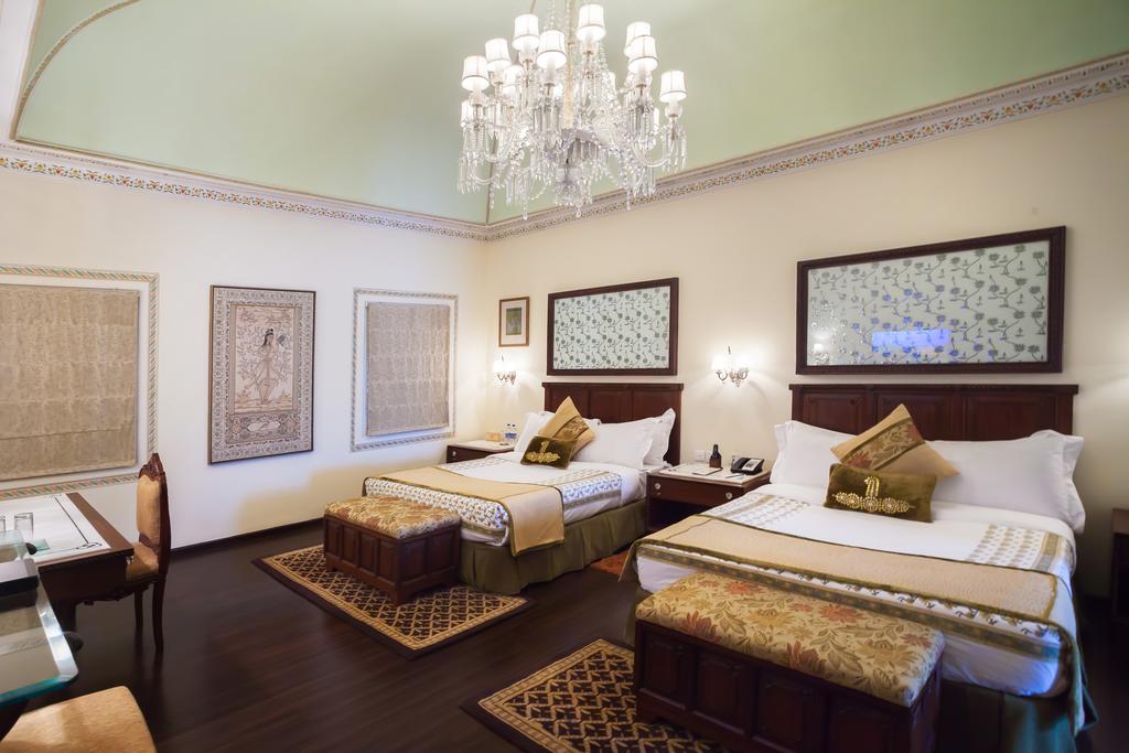 Тури в готель Jai Mahal Palace Джайпур