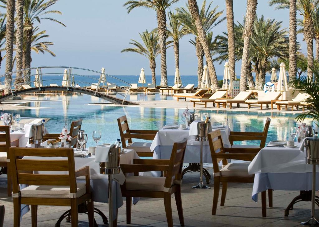 Tui Blue Pioneer Beach Hotel (ex. Sensimar Pioneer Beach Hotel, Constantinou Bros - Pioneer Beach Hotel) Кипр цены