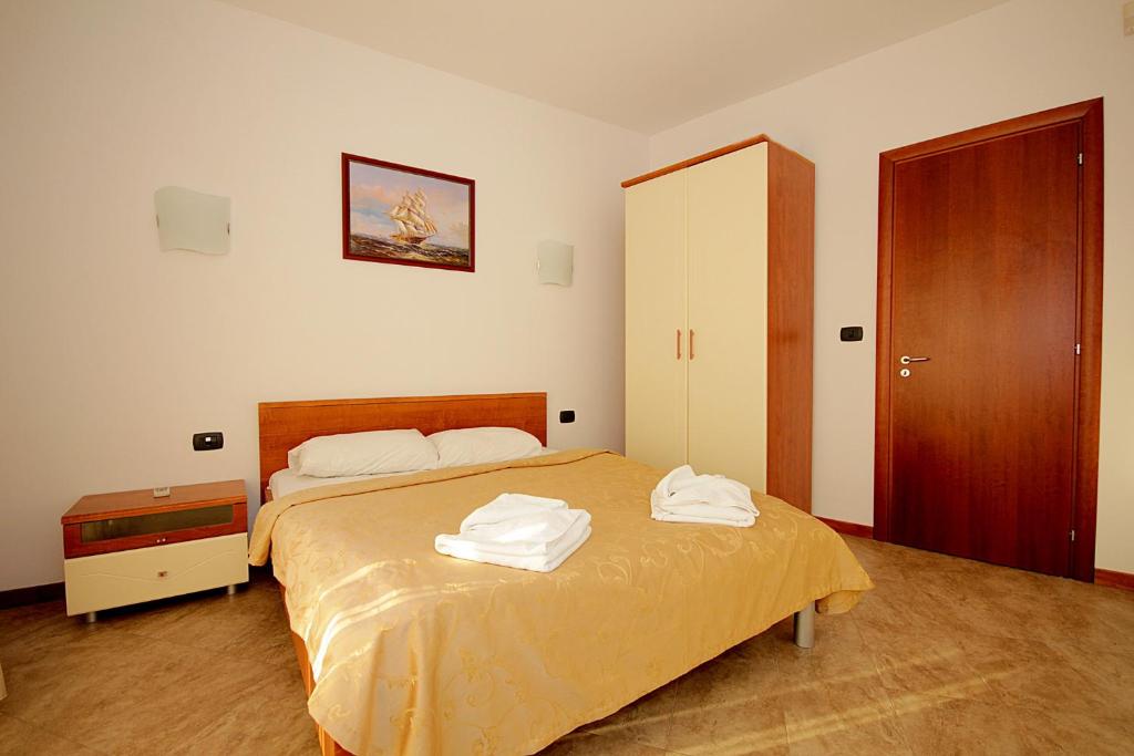 Rafailovici Apartments, 3