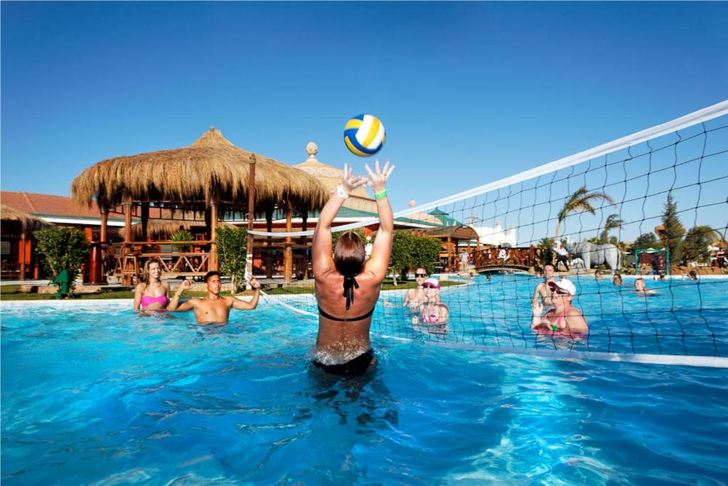 Pickalbatros Jungle Aqua Park Resort - Neverland, Хургада цены