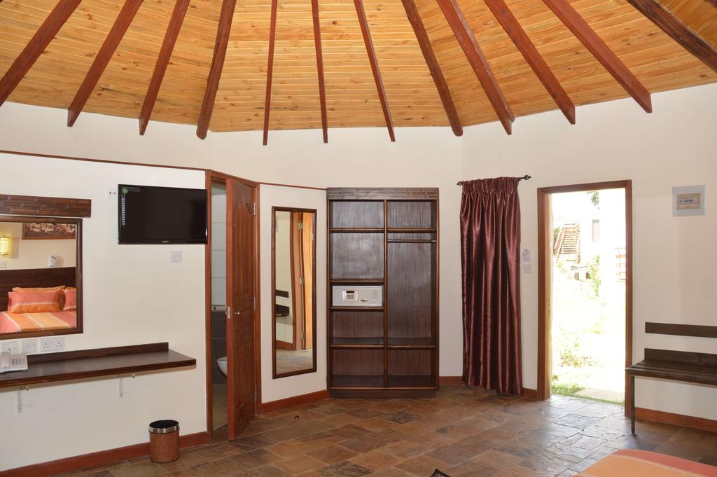 Гарячі тури в готель Sentrim Elementaita Lodge Найробі Кенія