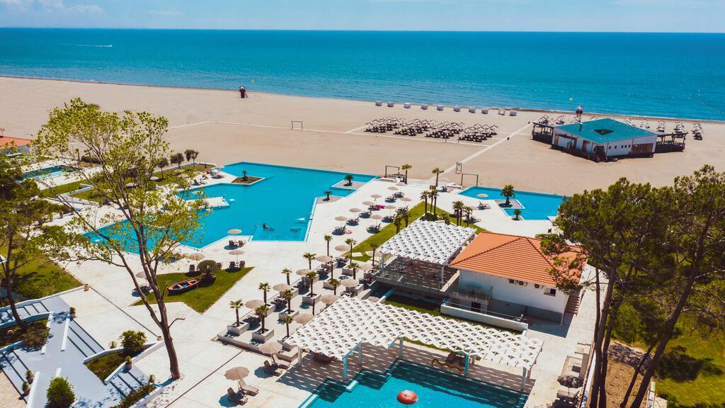 Туры в отель Azul Beach Montenegro (Ex. Holiday Village & Long Beach)