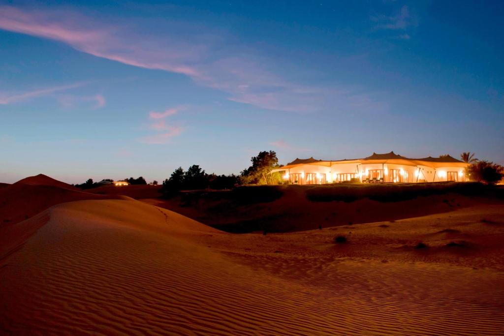 Al Maha, a Luxury Collection Desert Resort & Spa, фотографии туристов