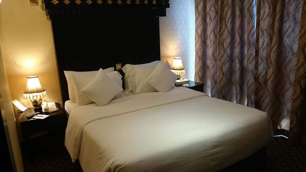 Sandras Inn Hotel, ОАЭ, Дубай (город), туры, фото и отзывы