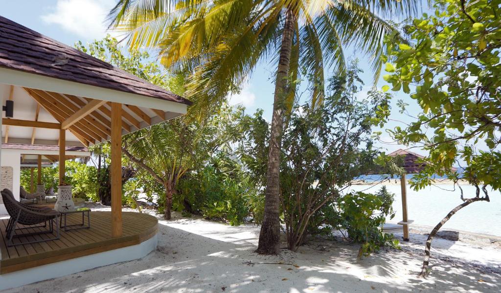 Ellaidhoo Maldives by Cinnamon, Malediwy, Atole Ari i Rasdhoo, wakacje, zdjęcia i recenzje