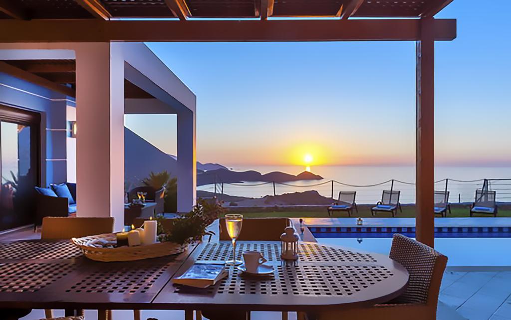 Отдых в отеле Okeanides Luxury Villas