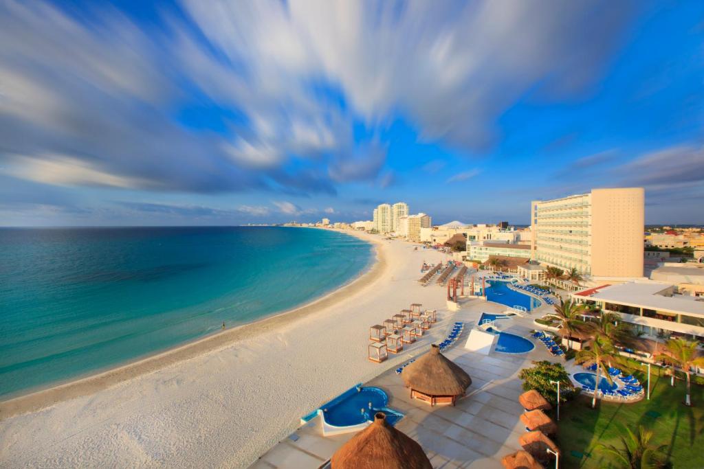 Tours to the hotel Krystal Cancun