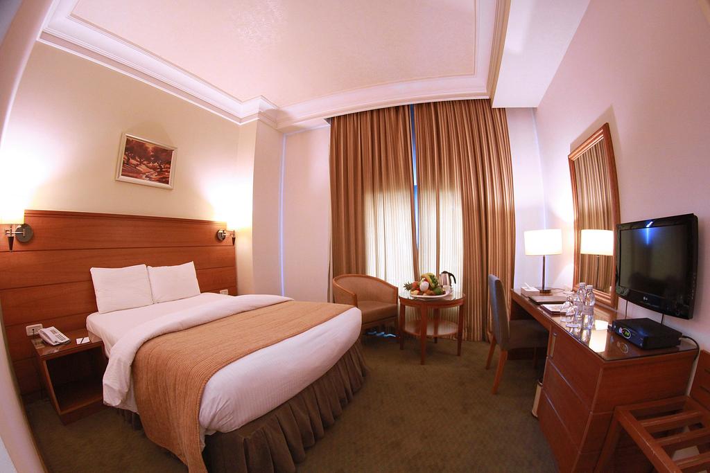 Sadeen Amman Hotel And Suites фото туристов