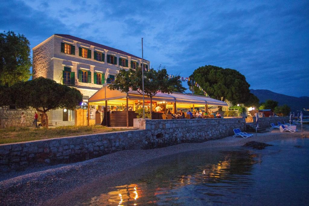 Отдых в отеле Boutique Hotel Adriatic - Adults only Южная Далмация Хорватия