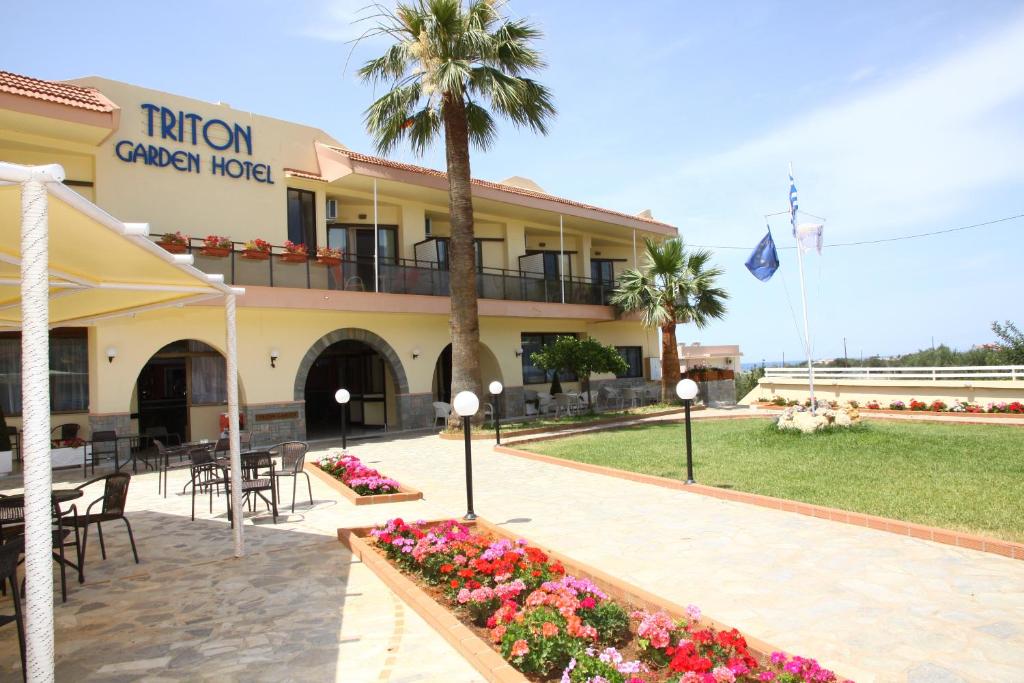 Triton Garden Hotel, фотографии